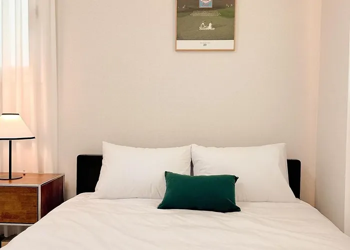 Dongdaemun Hans Dongdaemun 15mins, Seongsu 10mins, Korea Kyunghee Hanyang University, Private 2 Room, Subway Station 10mins Appartement